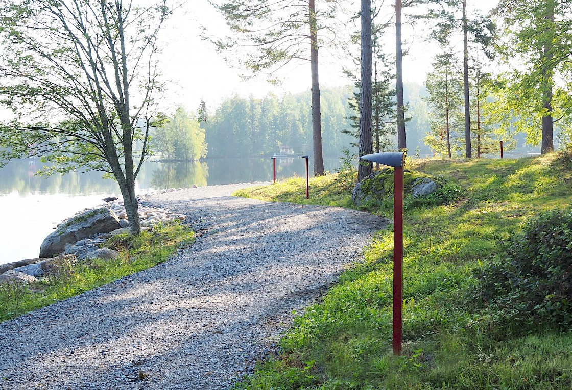 Naistenmatkan rantaraitti